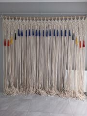 En 230 boy 250 makrome cam perde duvar süsü