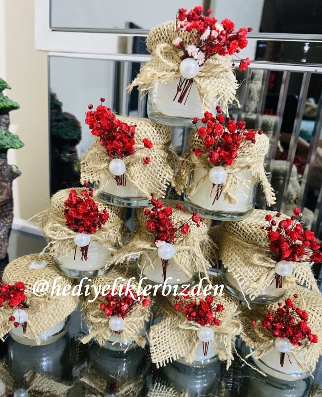 30 Adet 28 cc Bal kavanozunda İçi Mumlu Kuru Çiçekli Beyaz