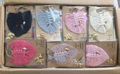 10 Adet Klipsli Kutulu Makrome Anahtarlık KREM