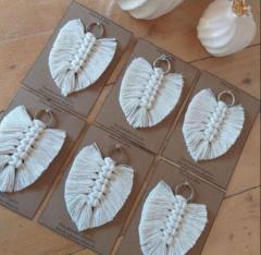 10 Adet Klipsli Kutulu Makrome Anahtarlık KREM