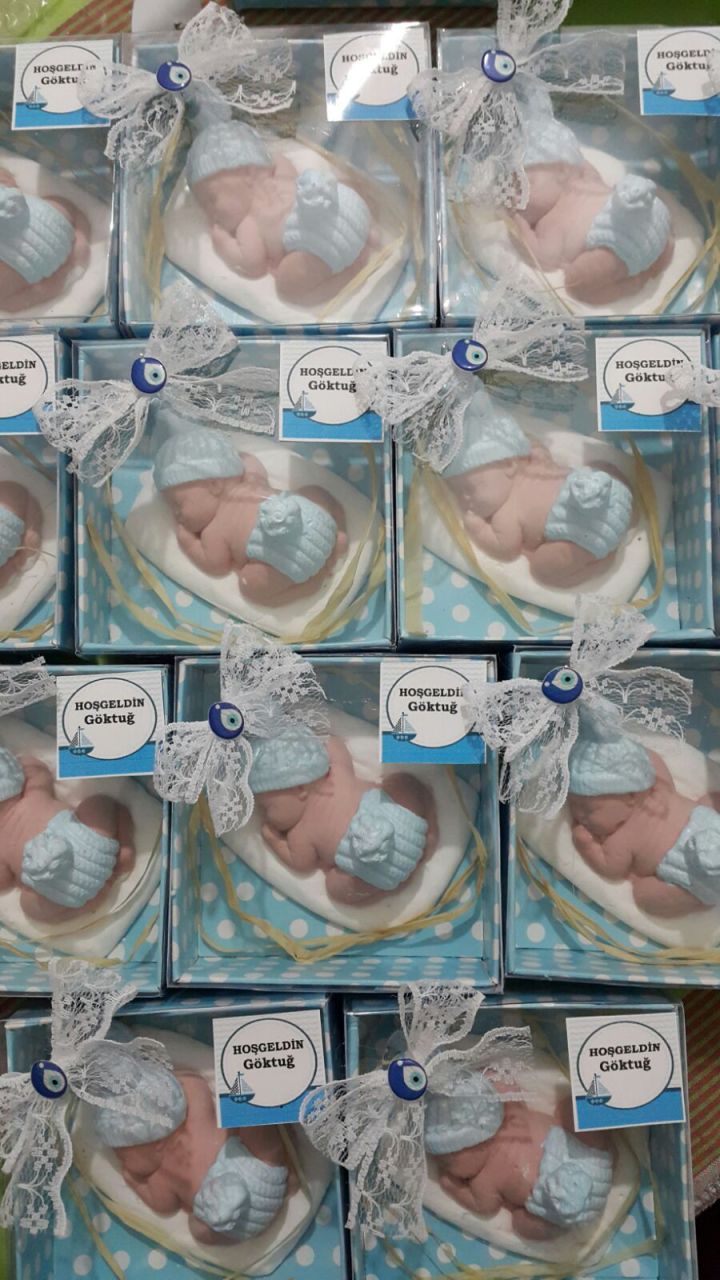 50 Adet Nazar Boncuklu Kutulu Kokulu Taş Minderde  Ten Renk Uyuyan  Bebek Biblo