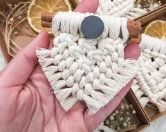 100 Adet Kutulu Mağnetli Portakallı Tarçın Çubuklu Mıknatıslı Makrome Anahtarlık Söz Nişan Kına Nikah Şekeri KREM