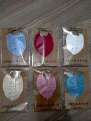 Etiketli Yaprak Model Makrome Anahtarlık