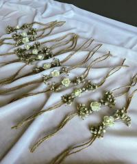 20 adet Nedime Bilekliği Damat  Yaka Çiçeği Hediye KREM