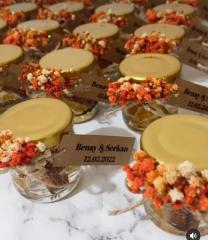 10 Adet Kare Cam Şişede Portakallı Tarçınlı  Deniz Kumlu  Jel Mum Beyaz